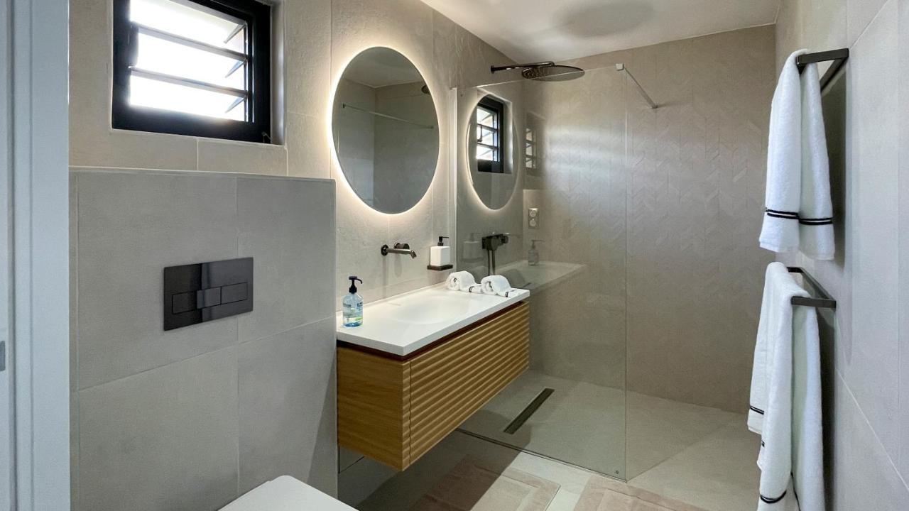Luxury Villa Beach And Putt Avec Acces Plage Saint-Francois  Exteriör bild