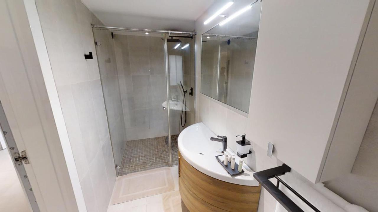 Luxury Villa Beach And Putt Avec Acces Plage Saint-Francois  Exteriör bild